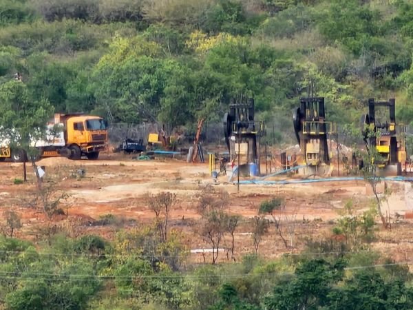 Esigodini stamp mills and mining site
